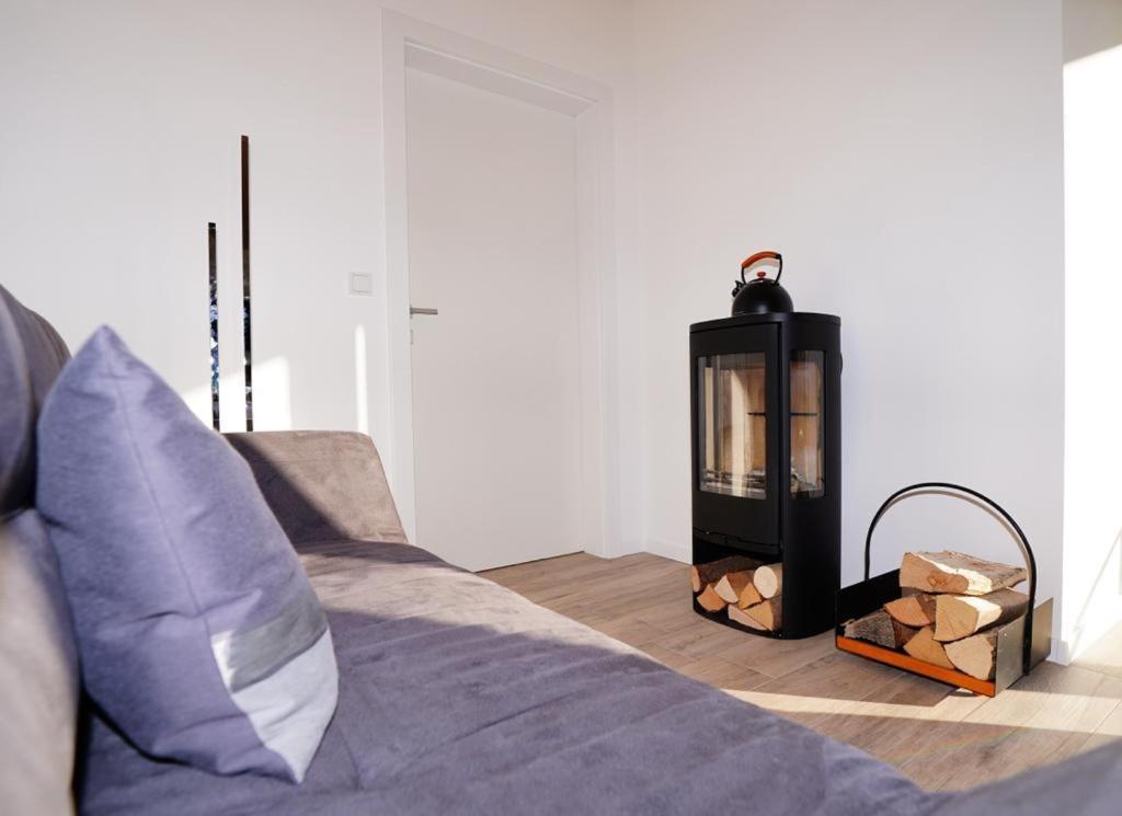 Modernes Ferienhaus Mit Panoramablick Rosegg Extérieur photo